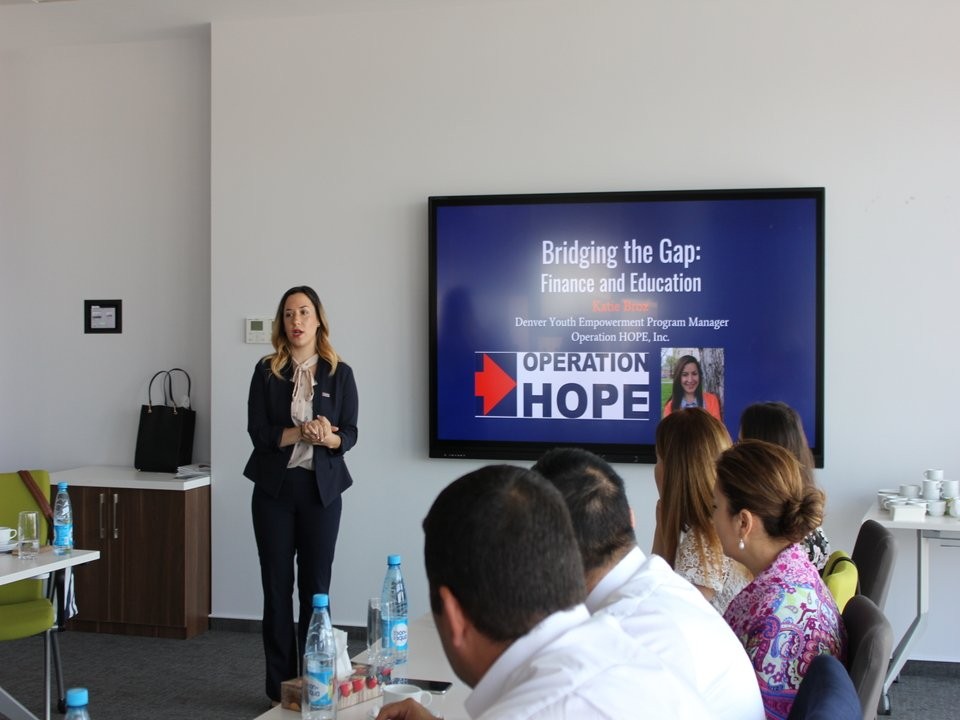 The round-table discussion with Mrs Katie Broz – the expert of Operation HOPE, Inc