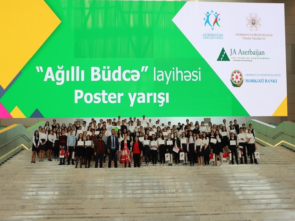 “Ağıllı Büdcə” layihəsi poster yarışı ilə yekunlaşdı.